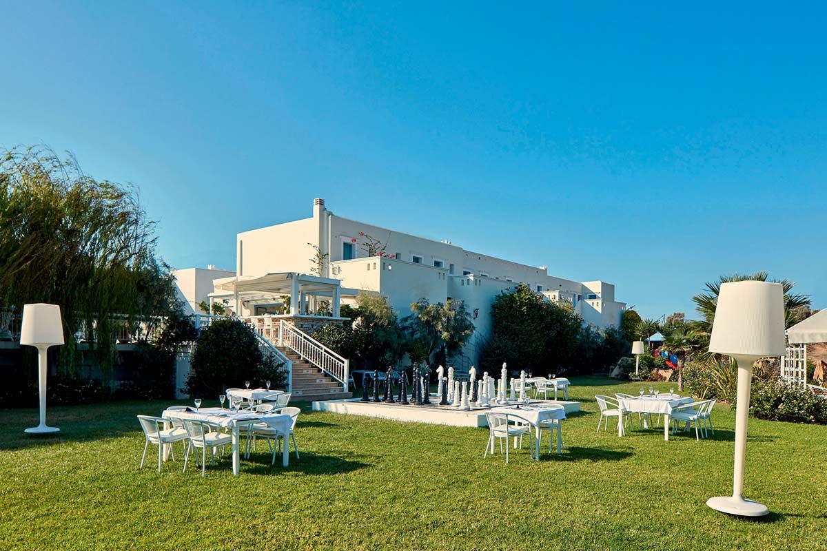 Grèce - Iles grecques - Les Cyclades - Naxos - Hôtel Lagos Mare 4* Sup. - arrivée Santorin