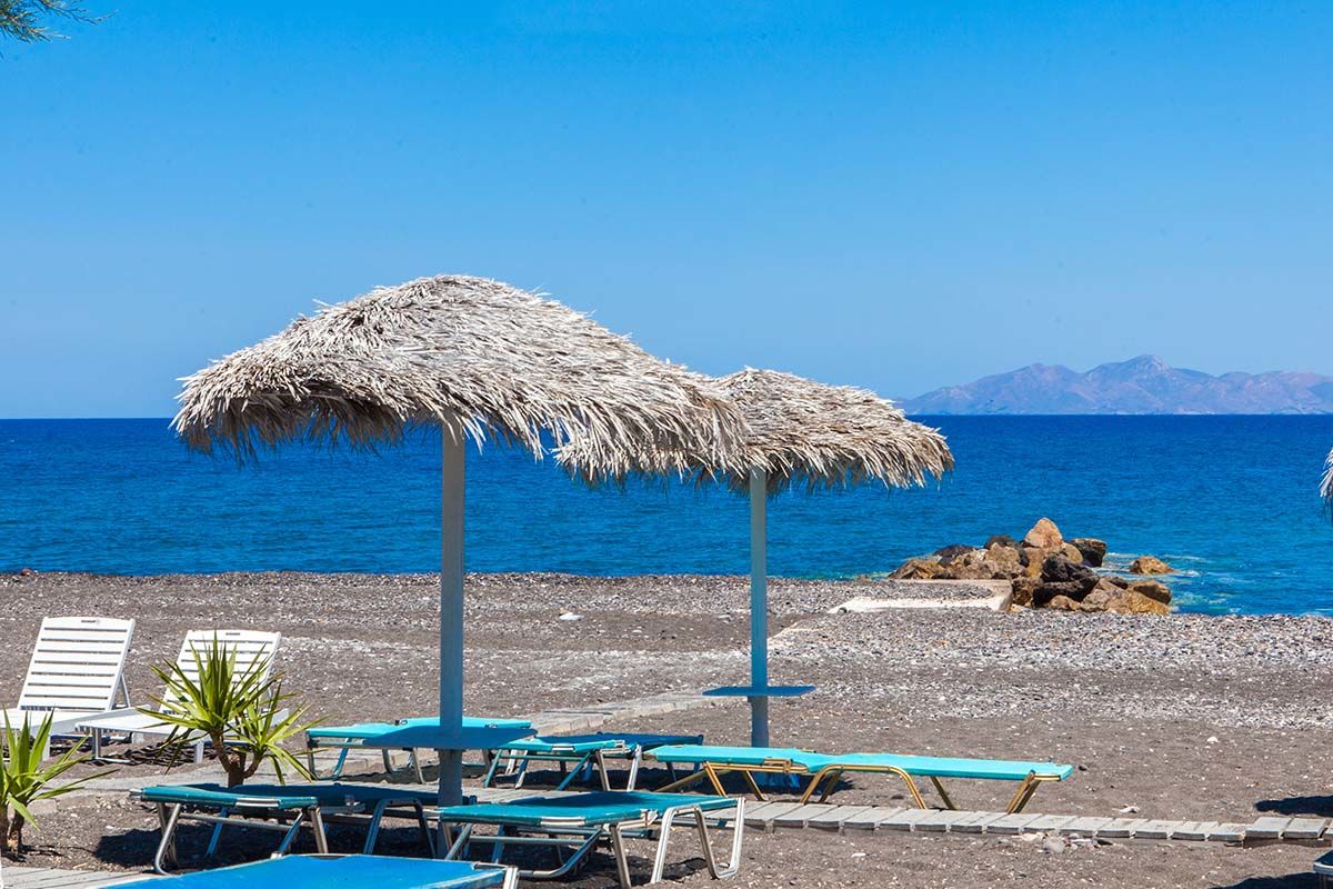 Grèce - Iles grecques - Les Cyclades - Santorin - Hôtel Okeanis Beach 3* sup. - Arrivée Santorin